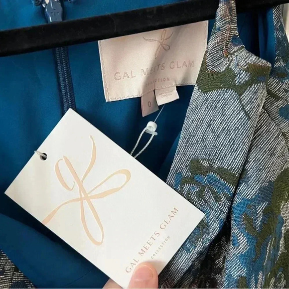 NWT GAL MEETS GLAM Darryn Metallic Floral Dress Fit & Flare Sleeveless Size 0 - Picture 2 of 6